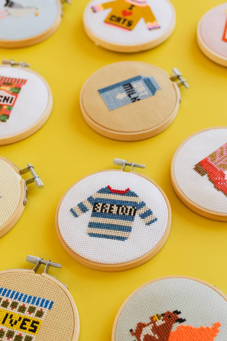 Cotton Clara Craft Kits & Supplies - Venta al por mayor Kit de manualidades - Kit de Bordado Fácil de Punto de Cruz Contado Bretón8