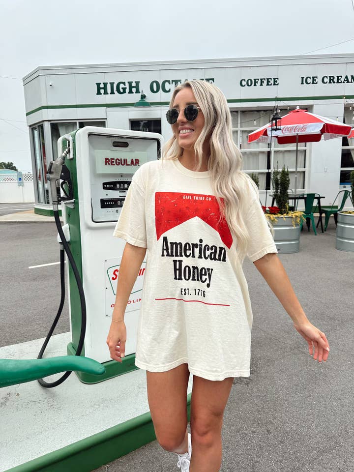 American Honey T-shirt per la vendita all'ingrosso da parte di Girl Tribe Co