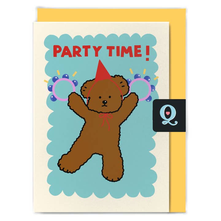 Tarjeta de cumpleaños de oso bailarín de fiesta para venta al por mayor de Quinn & Quill London