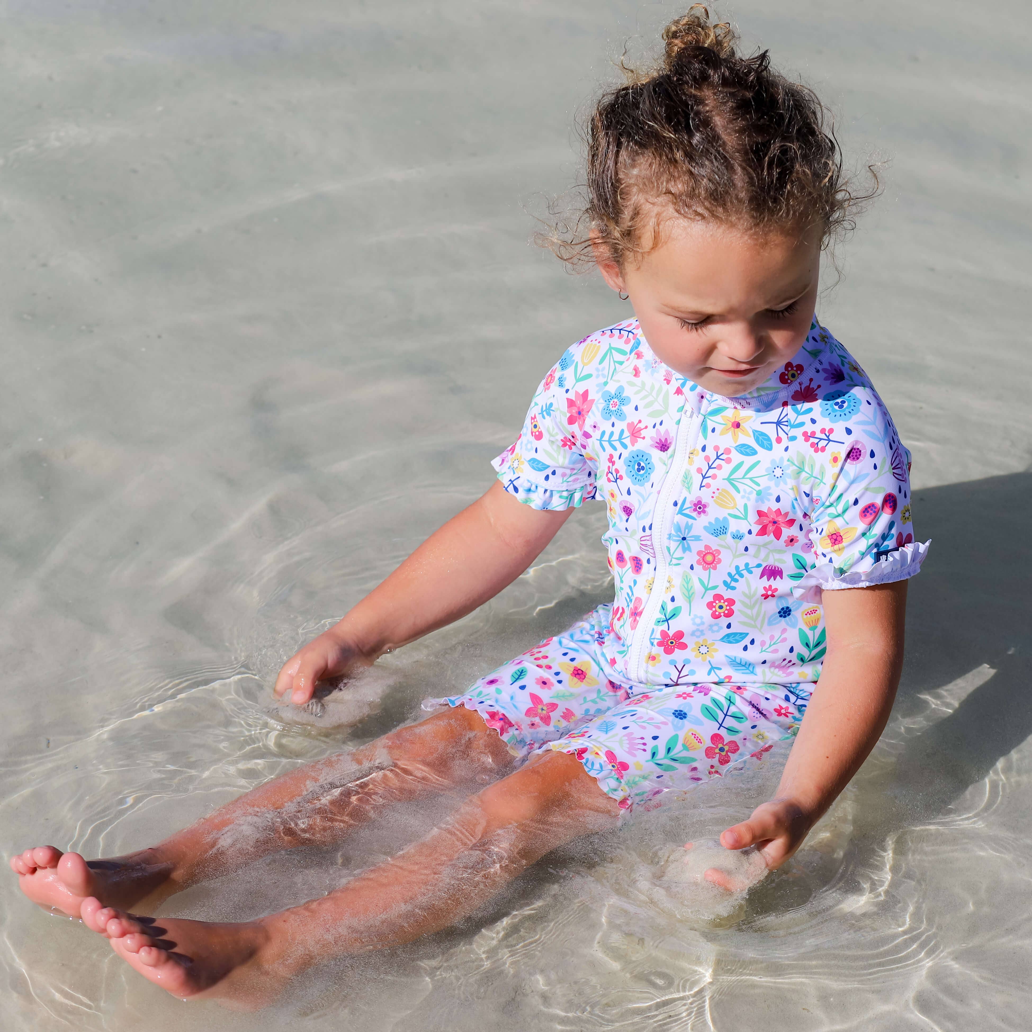 Tic Tas Togs - Vendita all'ingrosso Costume intero - Bambini - Costume da sole con volant | Ditsy Daisy1