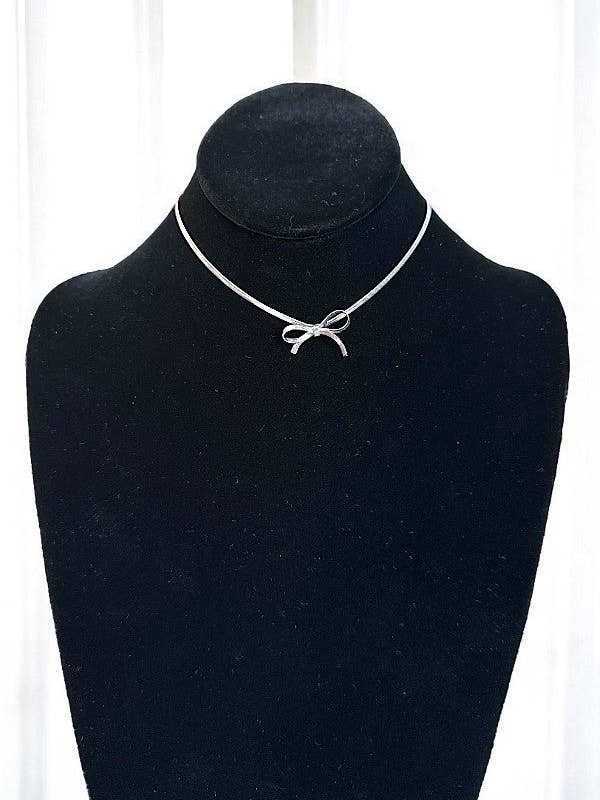 COLLANA A CATENA SERPENTE A NASTRO per la vendita all'ingrosso da parte di Andrea Bijoux