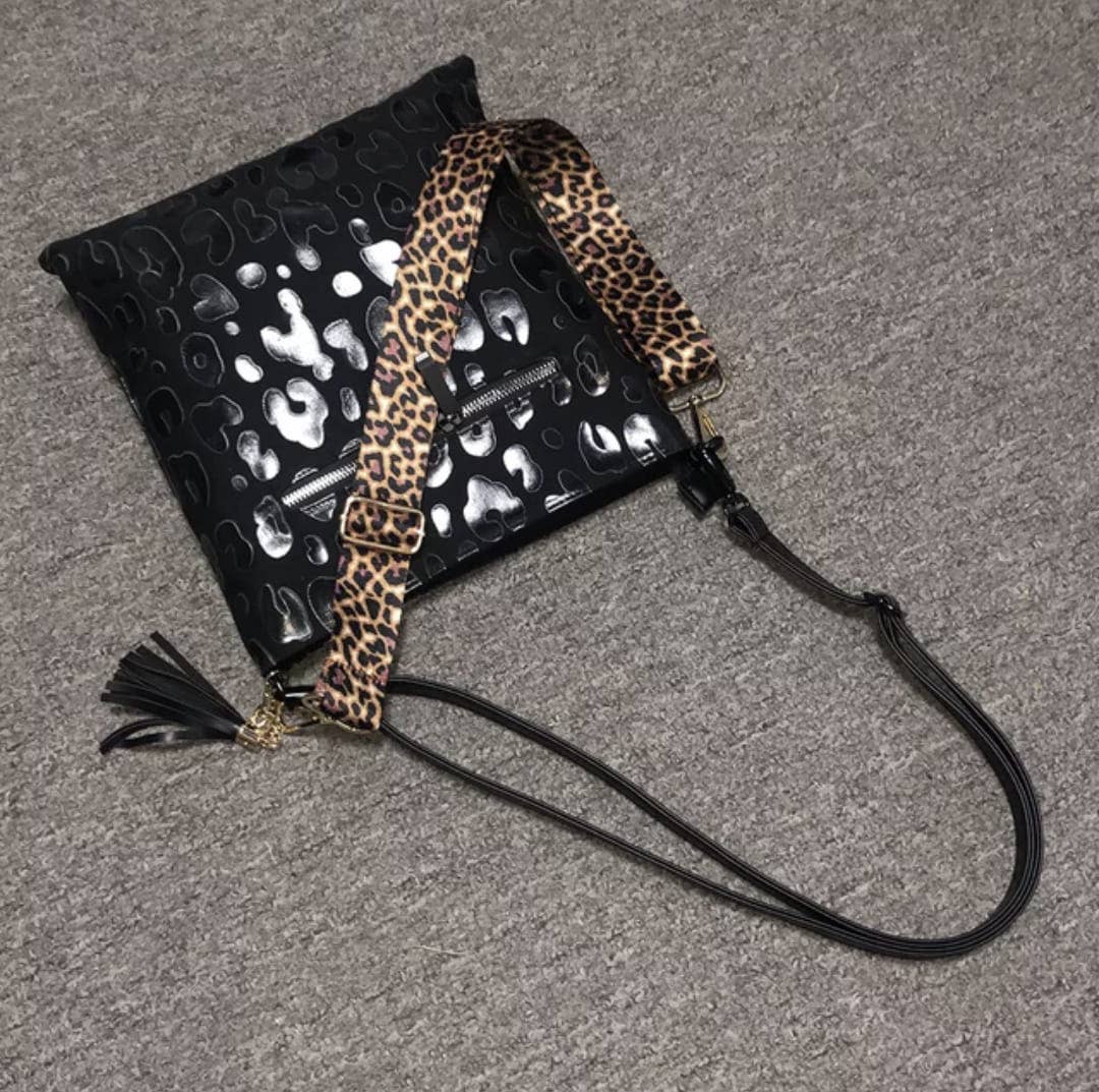 Arniyara - Wholesale Crossbody Bag - Women's - Leopard print crossbody womens handbag - Color Black4
