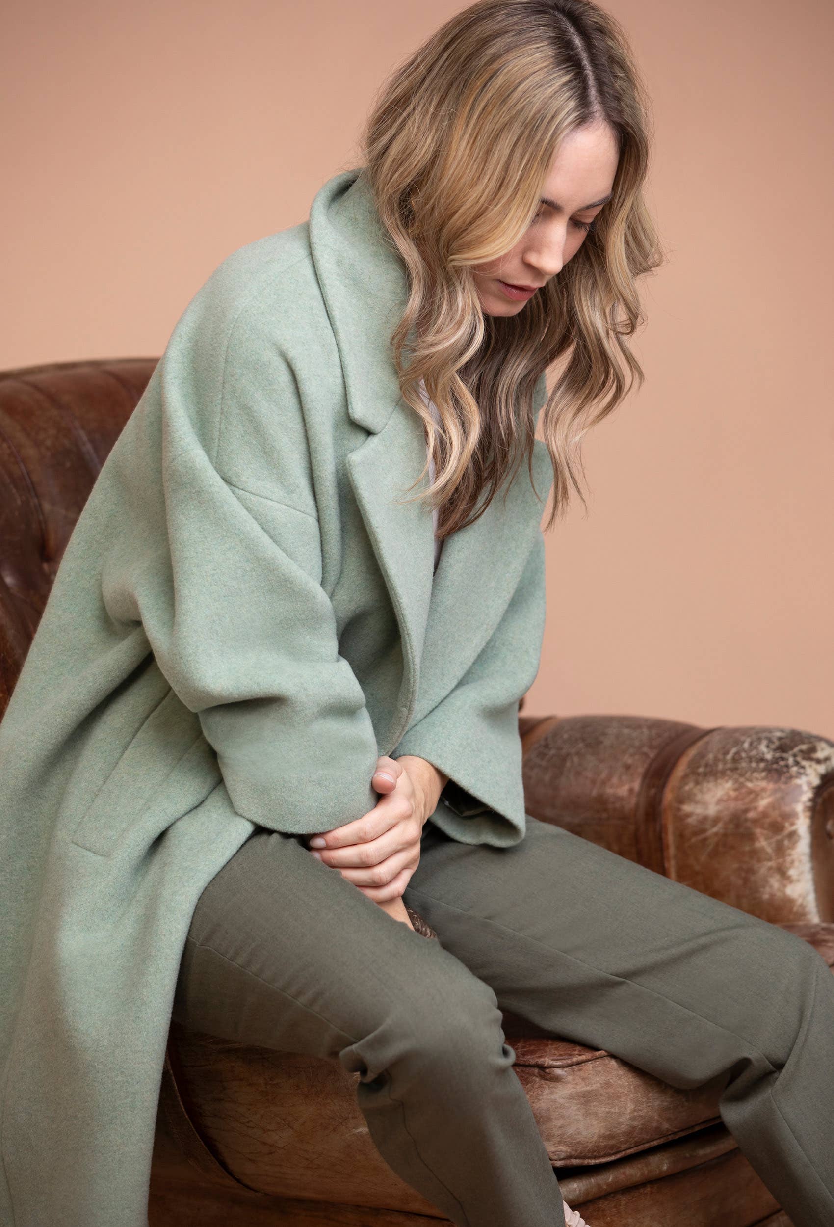 Greenkiss - Vente Manteau – femme - Manteau long oversize croisé en laine2