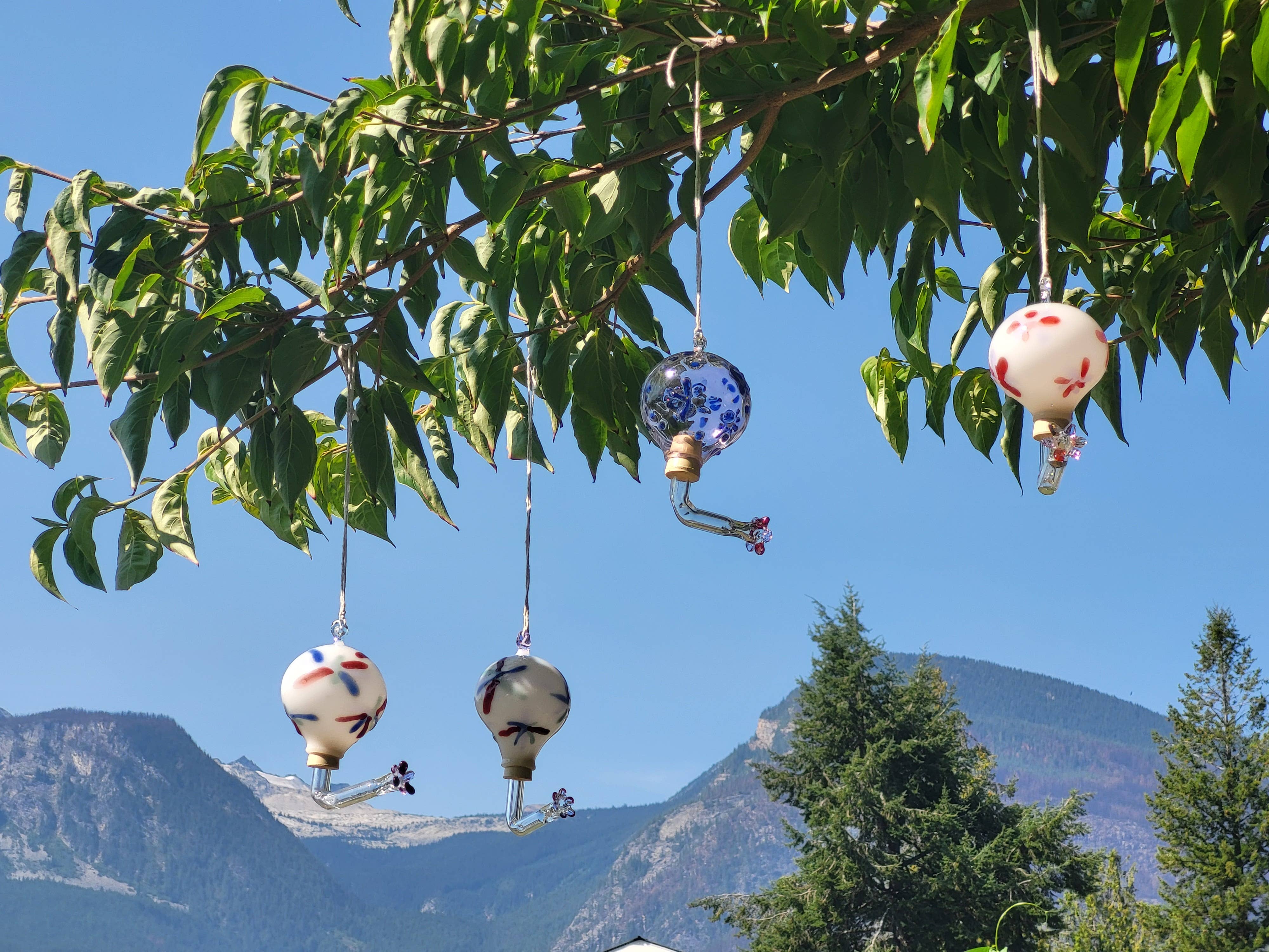 AB Glass Designs - Wholesale Bird Feeder - Blown Glass Hummingbird Feeder3