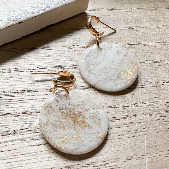 Katie är gyllene för wholesale av Still Waters Collection