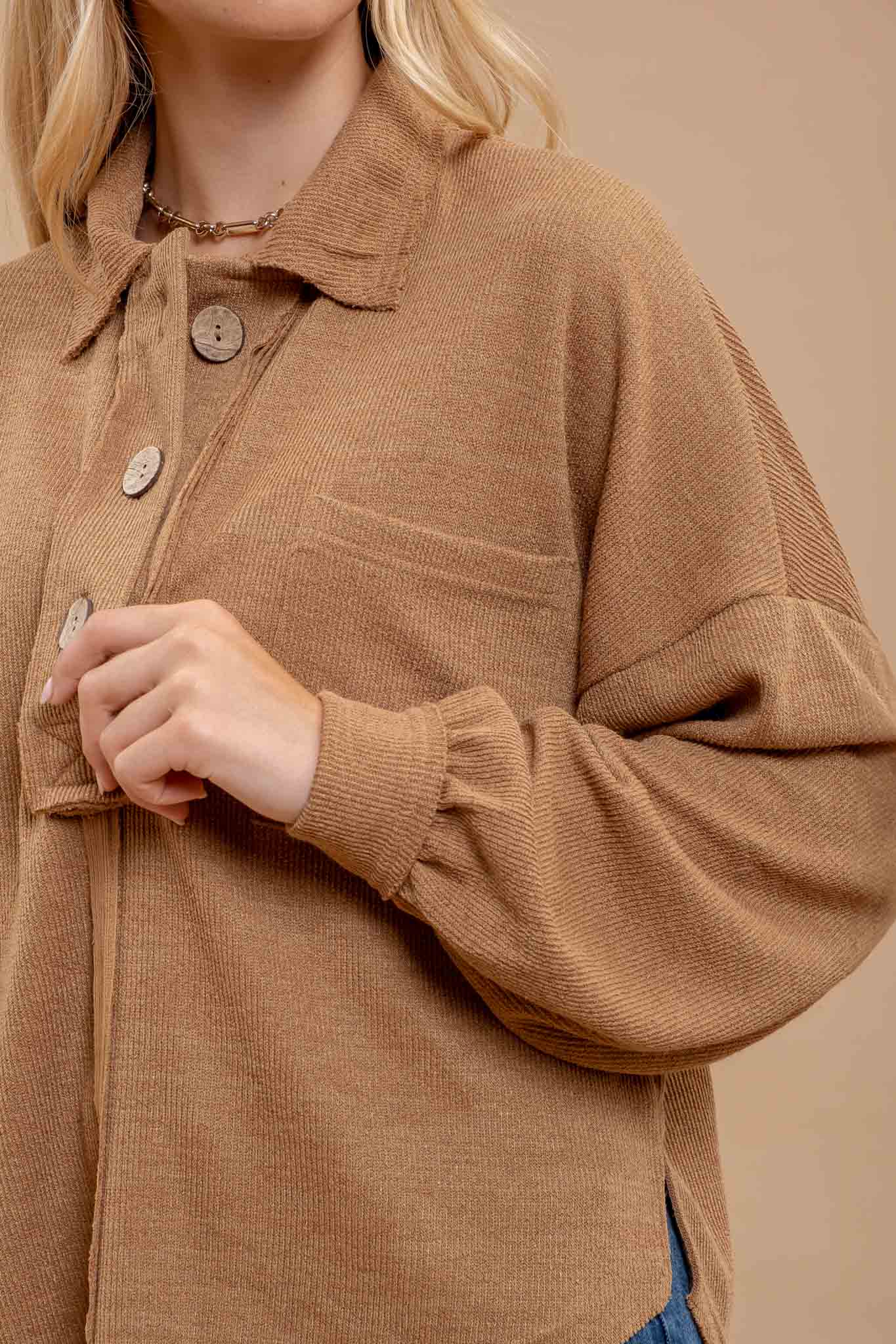 Blu Pepper - Venta al por mayor Jersey corto de punto - Mujer - TOP DE PUNTO CON CUELLO Y BORDES CRUDOS3