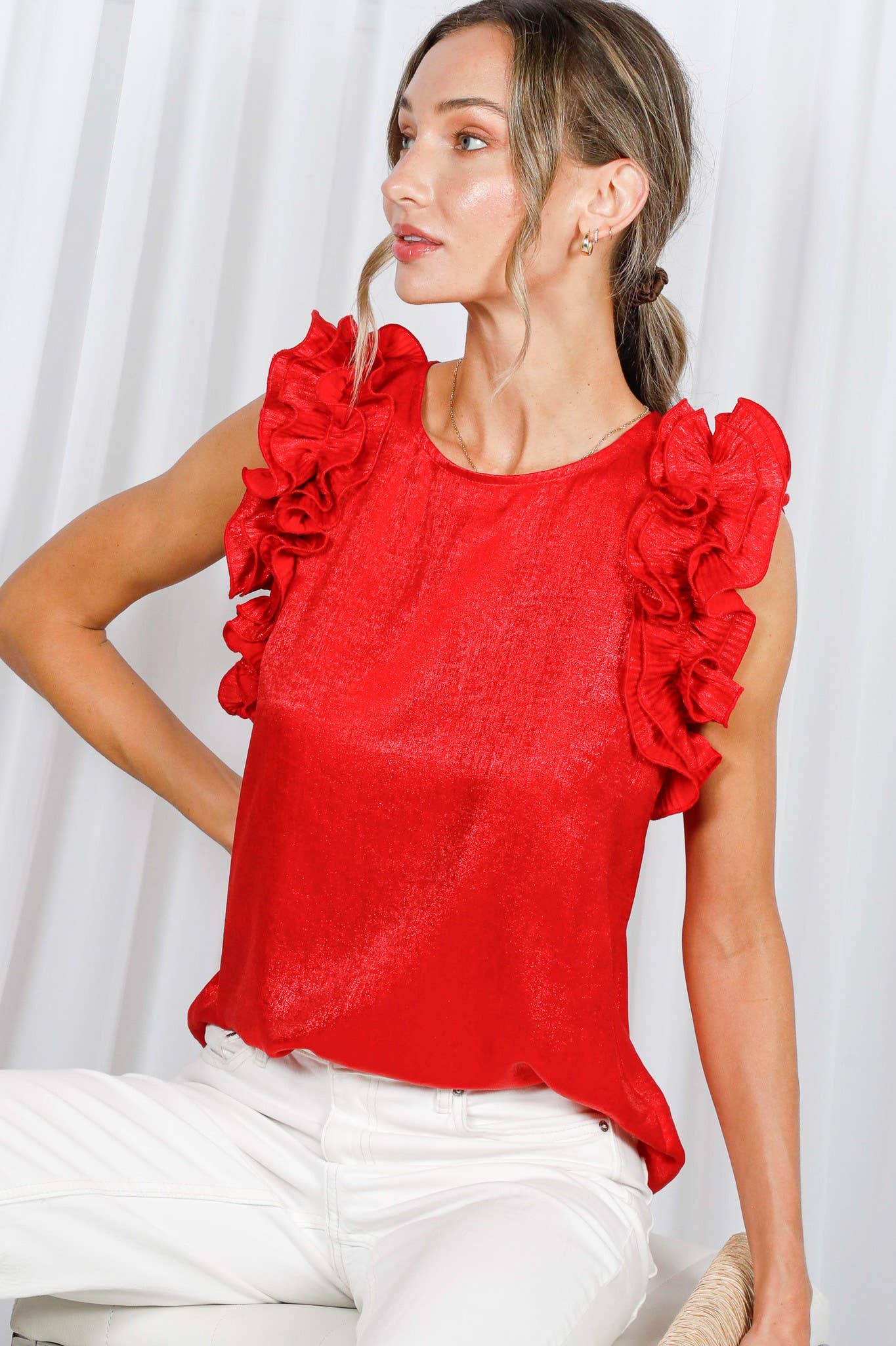 Vine & Love - Vendita all'ingrosso Camicetta - Donna - Blusa senza maniche metallizzata in tessuto intrecciato con volant plissettati VT60373A8