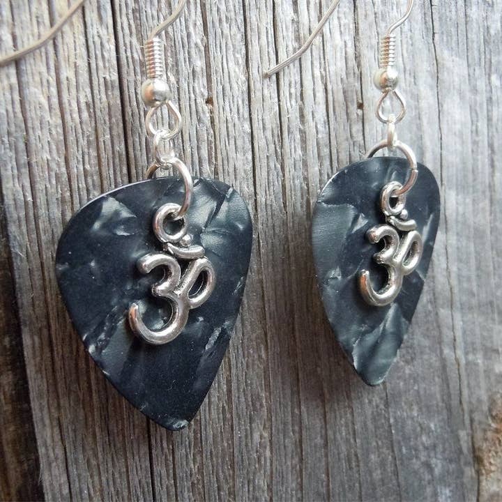 Simply Raevyn - Wholesale Dangle Earrings - Ohm Charm Guitar Pick Earrings16