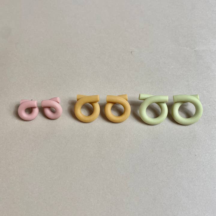 Little Pieces Jewelry - Wholesale Stud/Post Earrings - Loop earrings