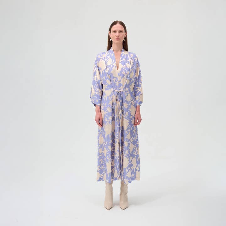 Kimono Vita azul para venta al por mayor de eikō ai