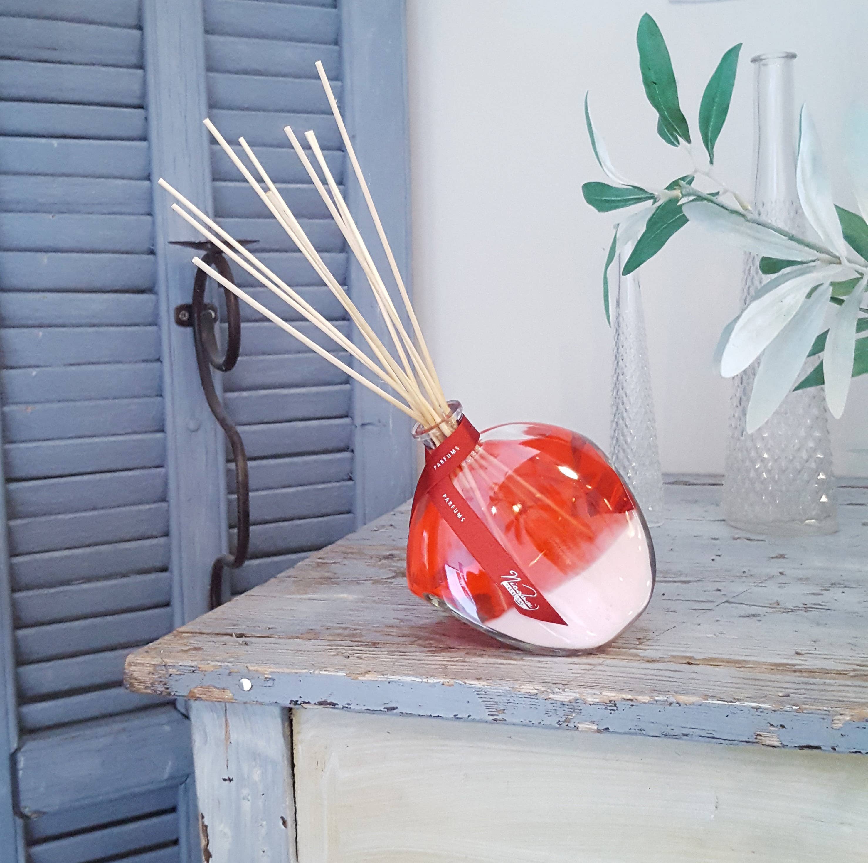 La Belle France - Vente Diffuseur à tiges - Diffuseurs à roseaux français de luxe White Sand 400 ml10