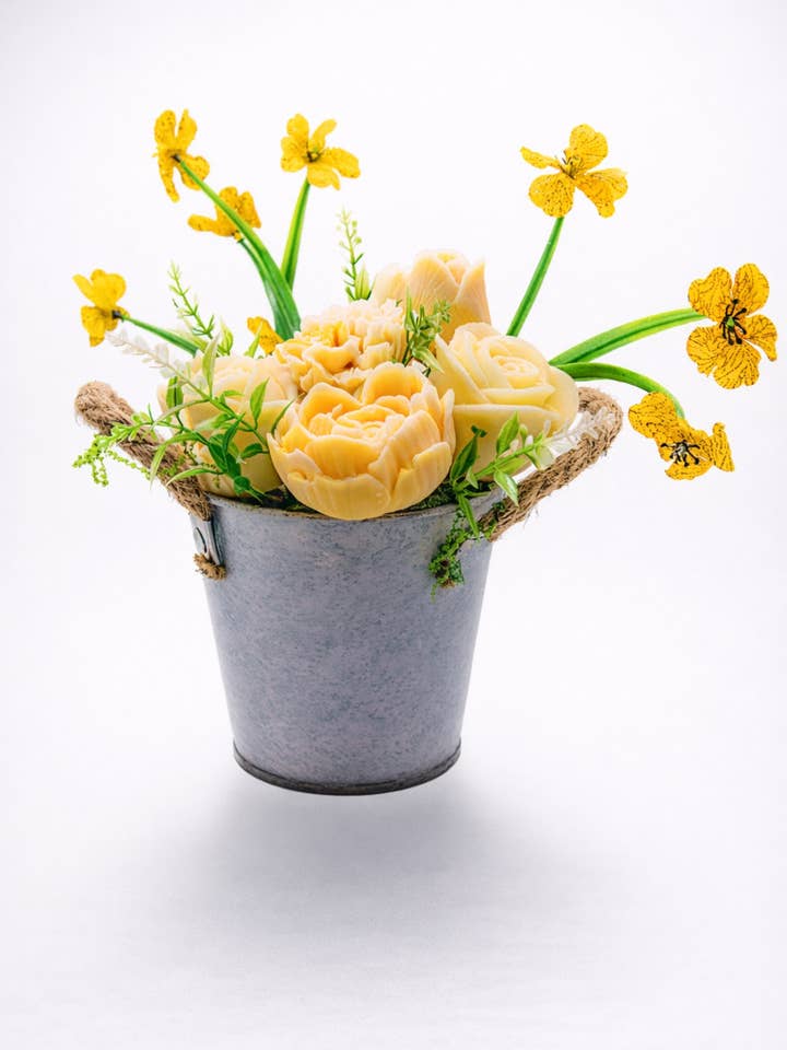 Luksus Dåse Jordbær og Lilje Voks Smelte Buket for engroshandel hos Ignite Candles