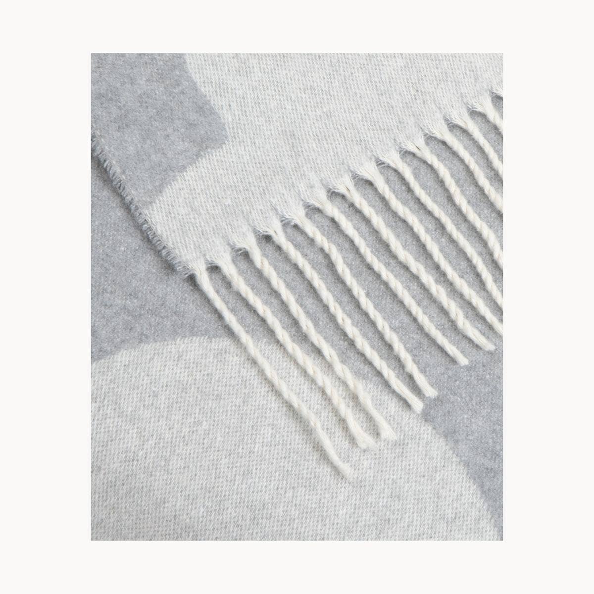 SOFIA TOSCANO - Wholesale Throw blanket - Super Soft Babele Flower - Cotton Plaid2