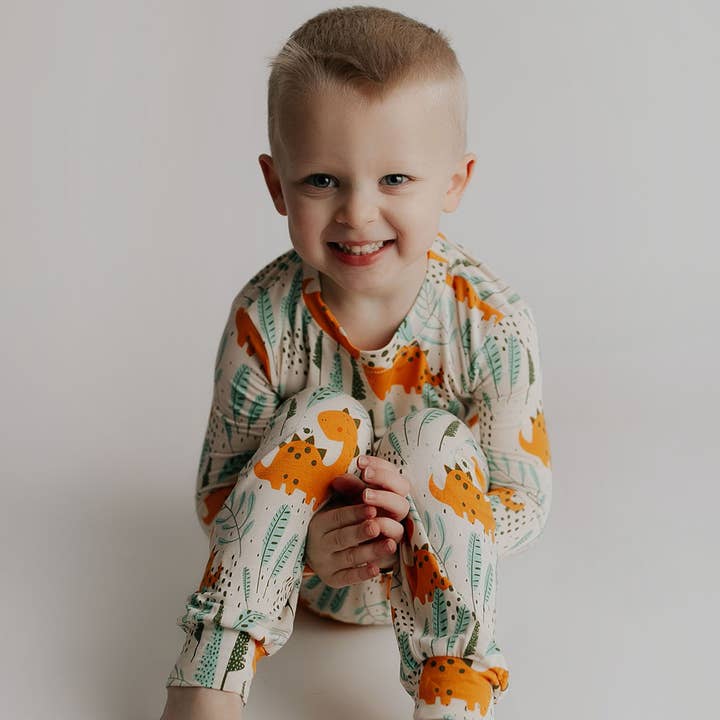 Three Little Tots – Großhandel Schlafanzug-Set – Kinder – Dinosaur Jammies Pyjama & Loungewear für Kinder11