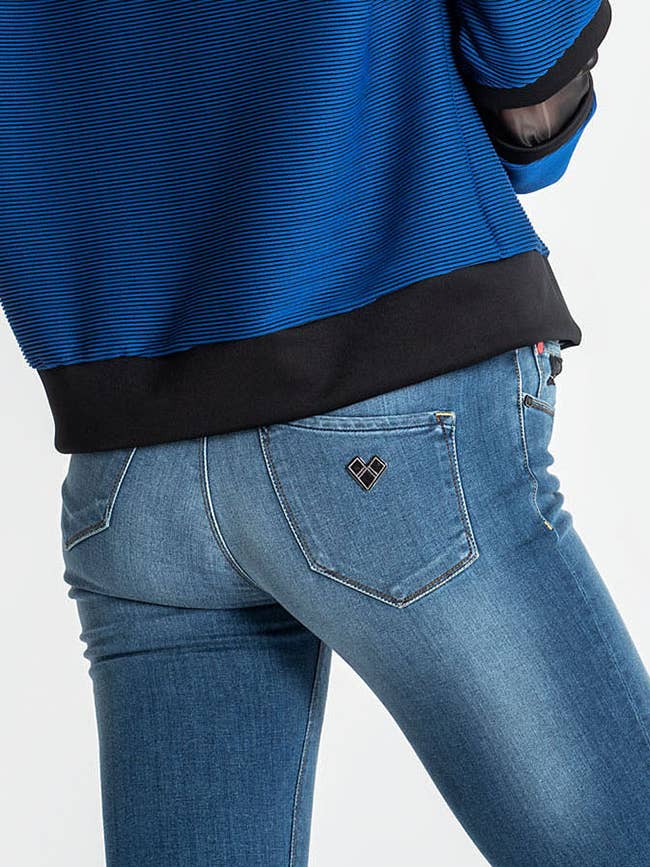 Vaqueros para mujer - 221 10900 Bz 3A para venta al por mayor de BUS URBAN WEAR