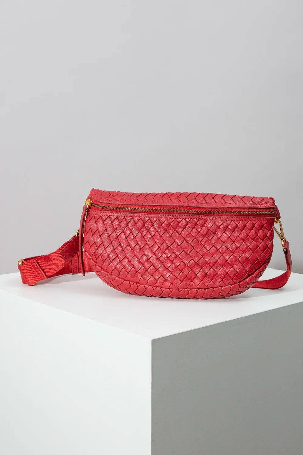 Noonday - Wholesale Crossbody Bag - Women's - Essential Crossbody, Woven Leather1