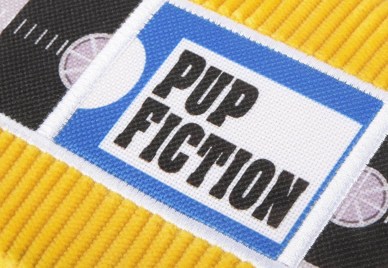 Only An Ocean Europe – Großhandel Plüschtier – Hund – P.L.A.Y 90er-Klassiker Woofbuster Video3