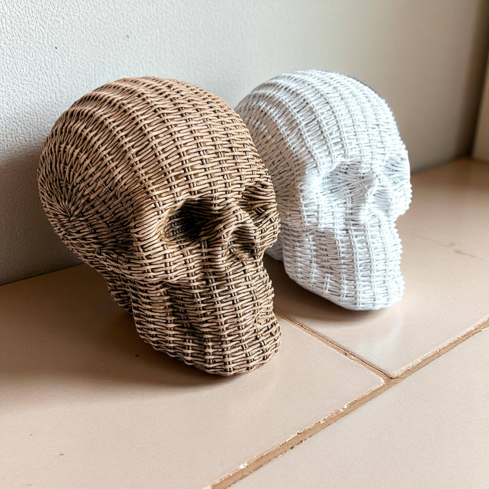 Gia Roma - Wholesale Decorative Figurine - Resin Skull Statue Rattan Halloween Gothic Home Decor Unique18