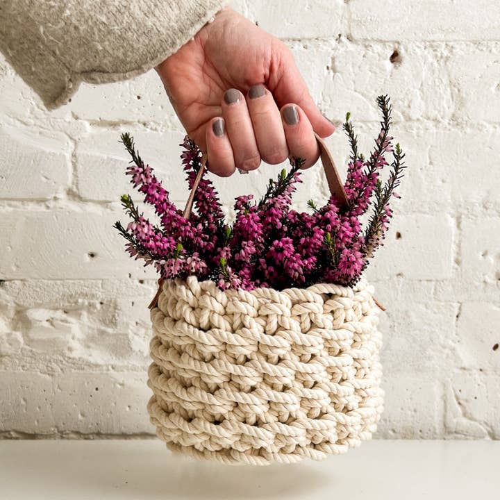 Flax & Twine - Wholesale DIY Craft Kit - Brooklyn Basket Kit