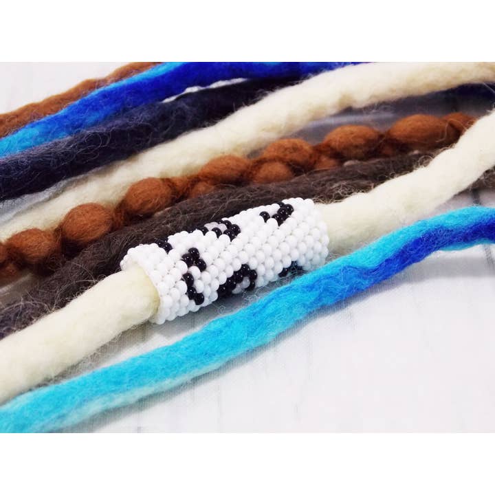 Ninolia - Vente Élastique à cheveux - Trou de bijoux Dreadlock Panda Lock 9mm accessoires pour cheveux Boho Hippie Nature Alternative Rasta Perles de dread uniques anneaux de cheveux de barbe Tresses manchette4