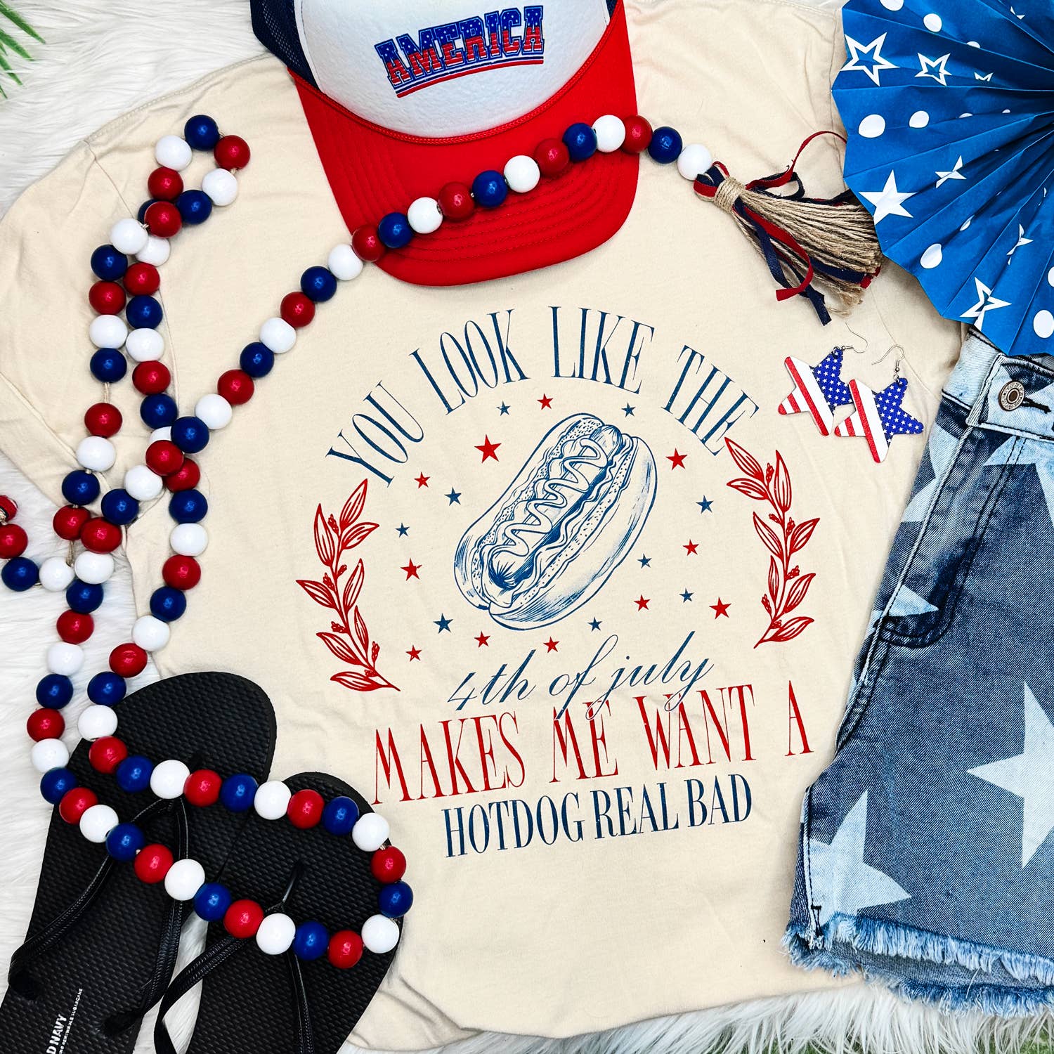 Trendy Tee Co. - Venta al por mayor Camiseta serigrafiada - Mujer - Camiseta Makes Me Want A Hotdog