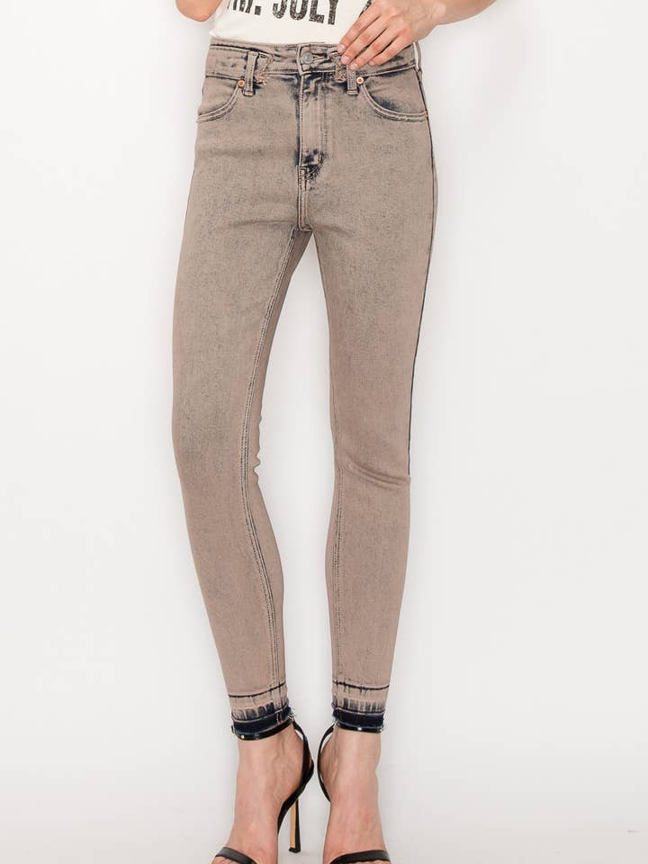 HIGH RISE STRETCH SKINNY JEANS for wholesale by ARTEMIS VINTAGE