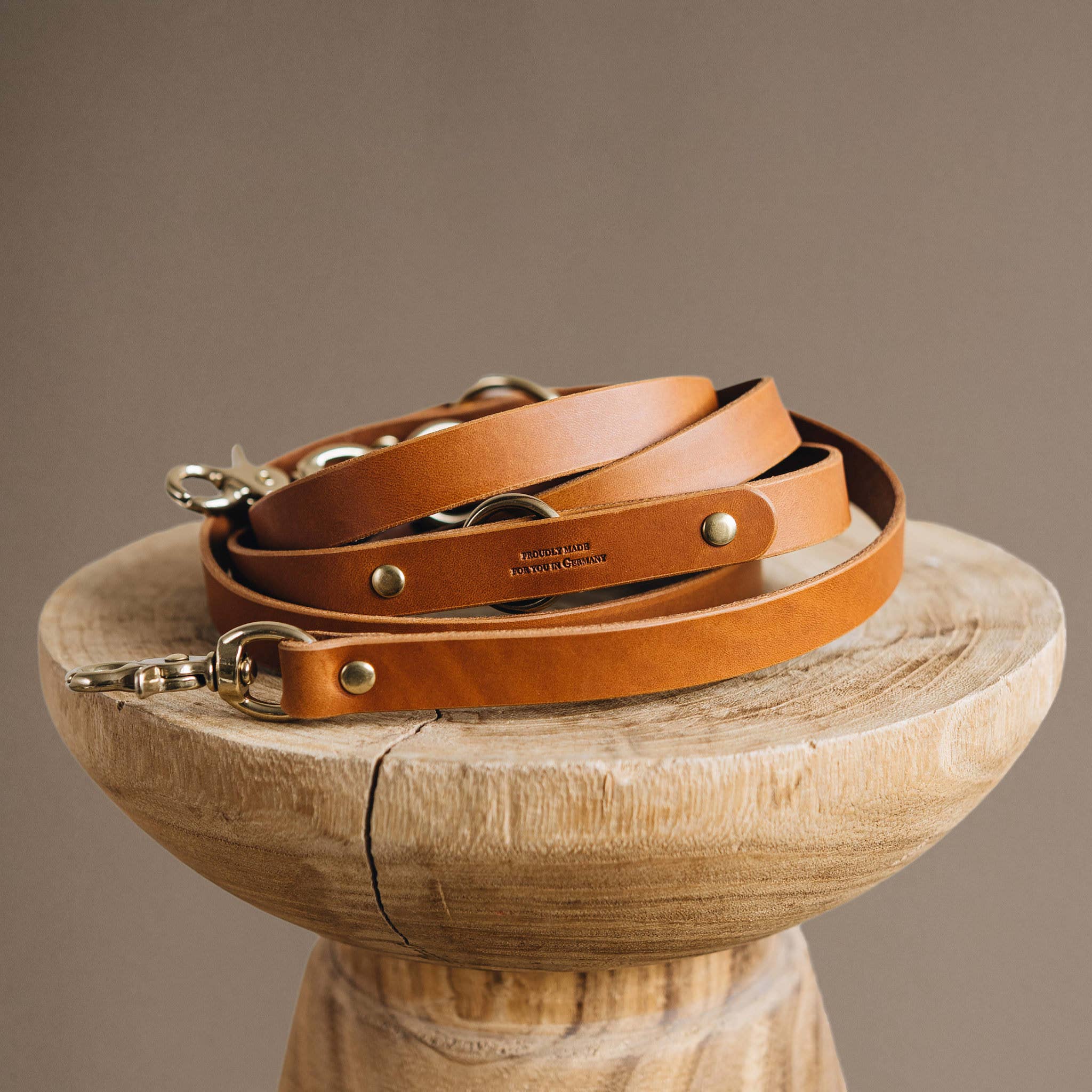 BAND&ROLL – trela - Cão por atacado – Guia de couro para cachorro para usar transpassado no corpo1