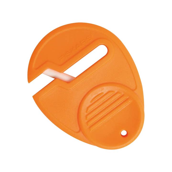 Fiskars Sewsharp Universal Scissors Sharpener with Ceramic Sharpening Stone and Orange Plastic Holder and other Purchase Wholesale pierre à aiguiser. Free Returns & Net 60 Terms on Faire trending on Faire.