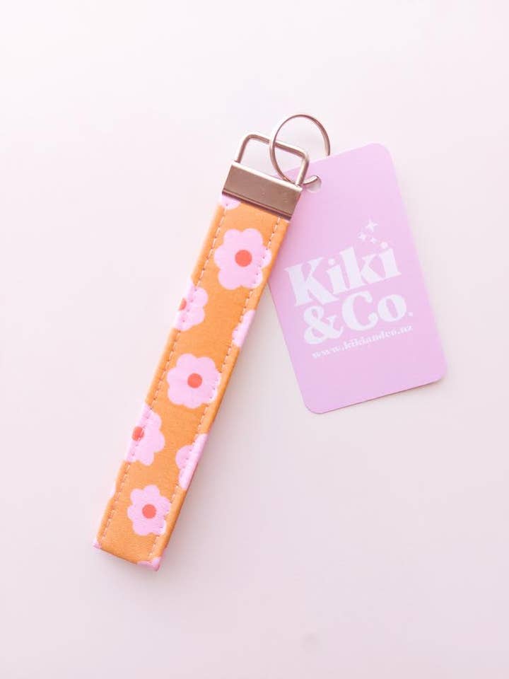 Keychain - Orange/Pink Daisy for wholesale by Kiki & Co.