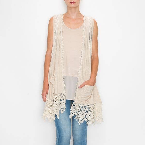 Natural Chaleco suave con detalles de encaje y bolsillos - 4557 BEIGE de venta al por mayor en Faire2