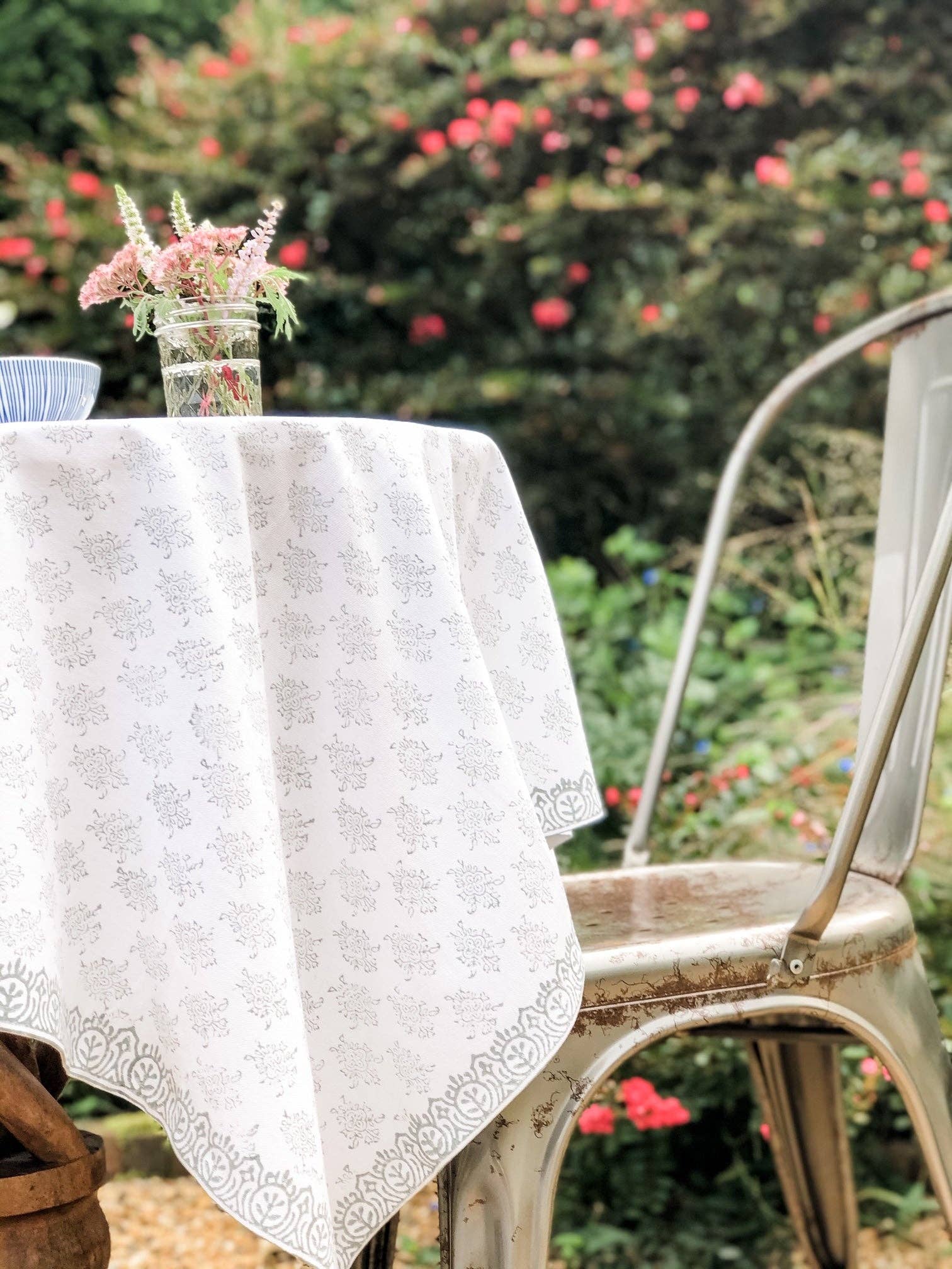 August Table – wholesale Tablecloth – August Tablecloth in Tern Gray3