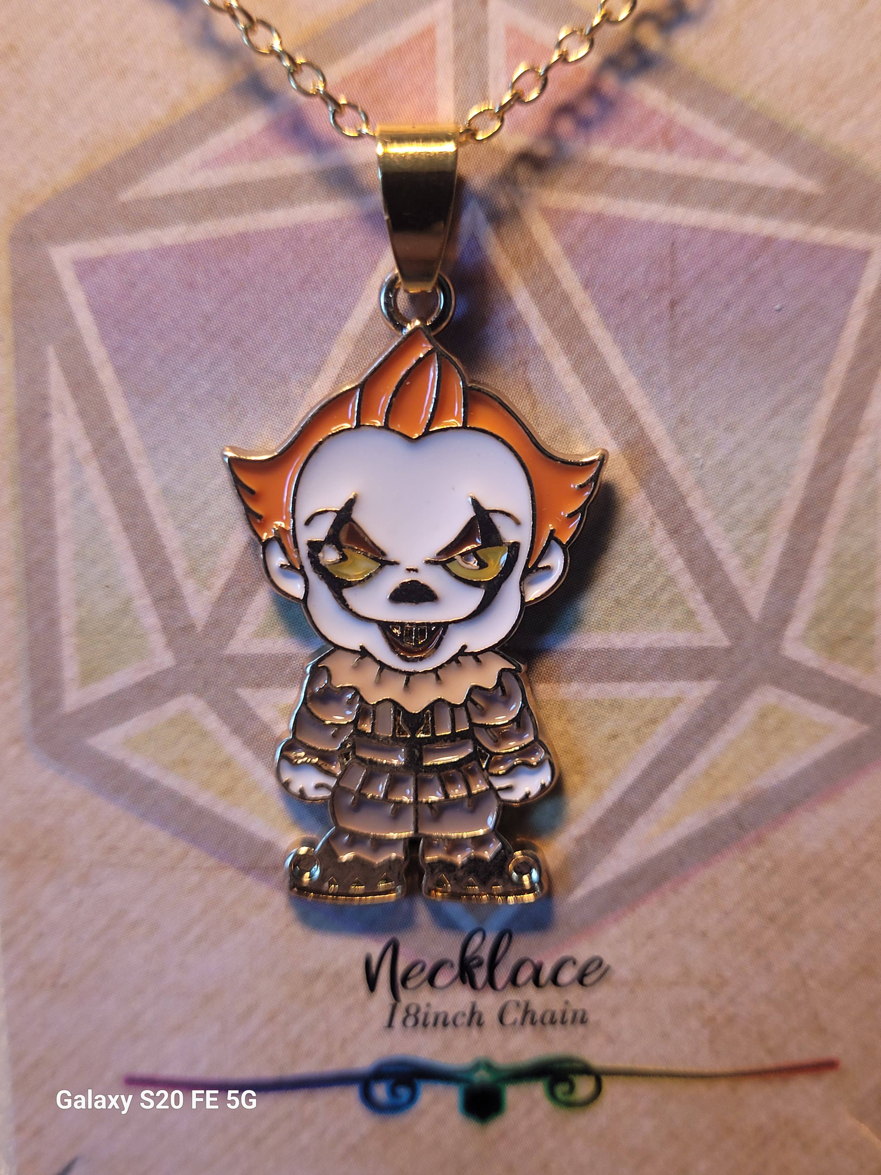 Con-Quest Crafts – wholesale Smycken – Smycken med skräckfilmskaraktärer: örhängen, halsband och dragkedjehängare12