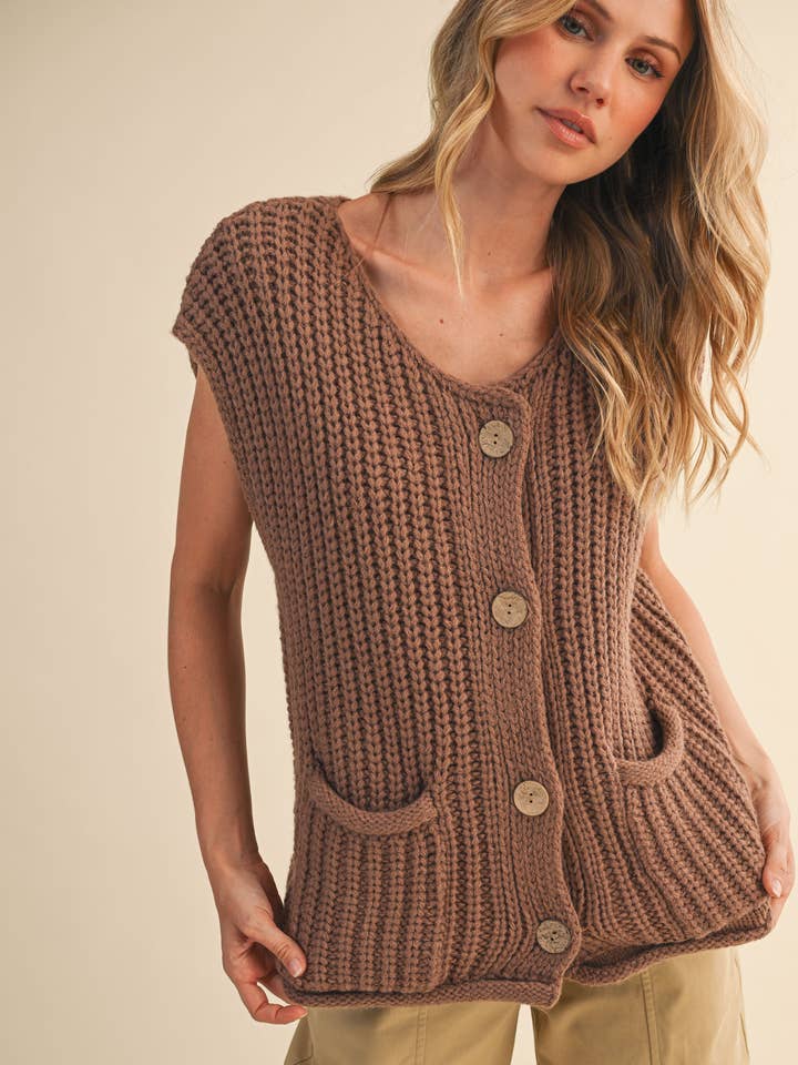 IJ1650 POCKET FRONT BUTTON DETAILED SWEATER VEST for wholesale by Klesis