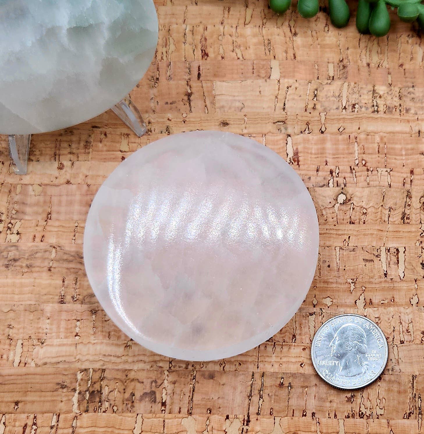 Meraki Gemstones – wholesale Spiritual stone/crystal – Selenite Charging/Cleansing Plate/Coaster Round-Plain - 7cm7