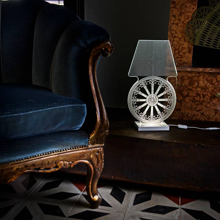 Momentum Aeternum lamp voor wholesale door Lucisterrae