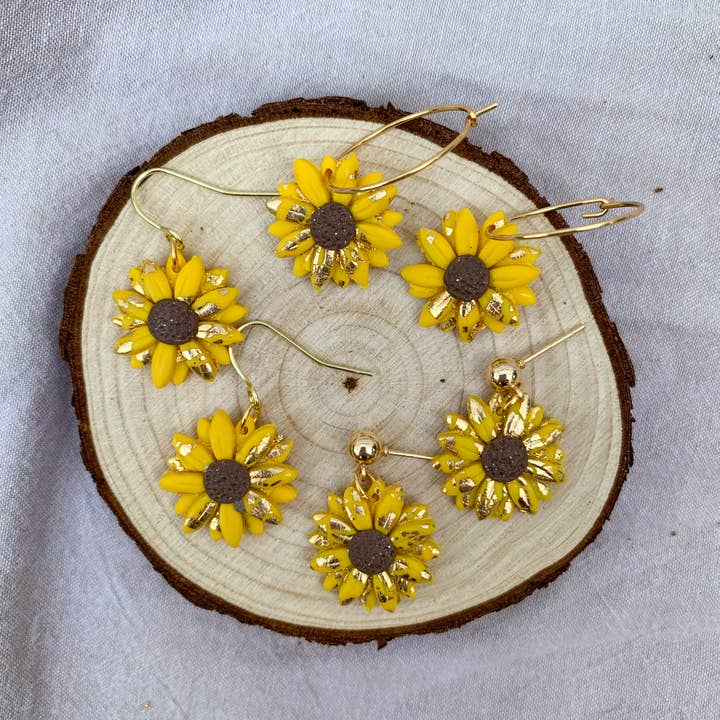 Polymer Clay zonnebloem oorbellen met bladg voor wholesale door thehappyfirefly