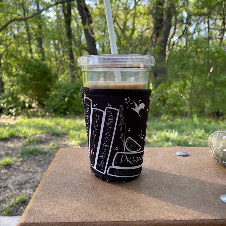 Meaggie Moos - Wholesale Drink Huggers & Koozies - 16oz Drink Sleeve | Fourth Wing Violet's Bookshelf2