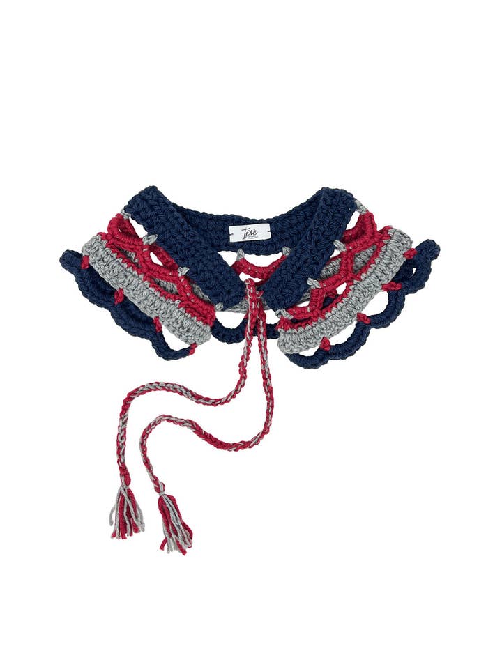 Midnight blue red and grey wool crocheted collar per la vendita all'ingrosso da parte di Tétè Accessories