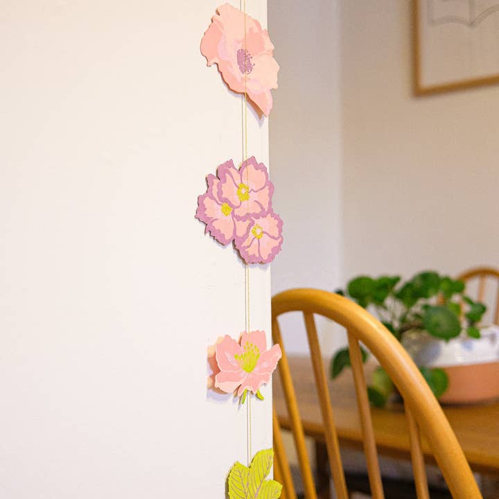 East End Press - Wholesale Bunting/garland - Rose Vertical Wall Hanging3