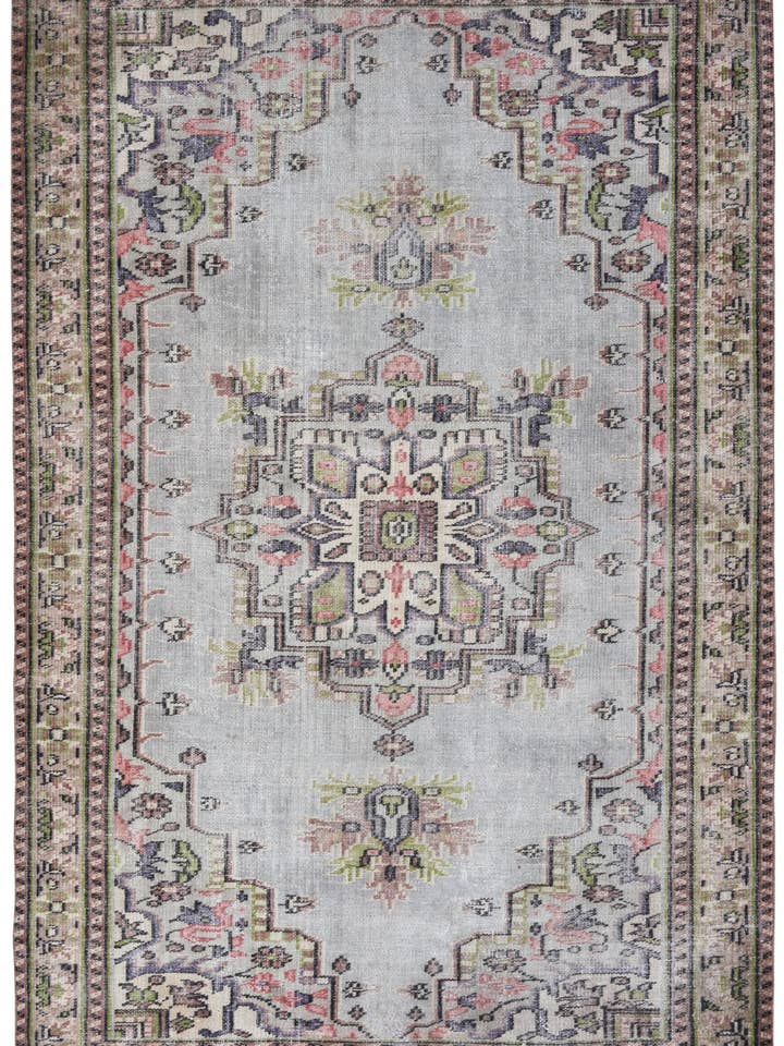 Sonja - 5'4" x 8'5" por atacado de Biev