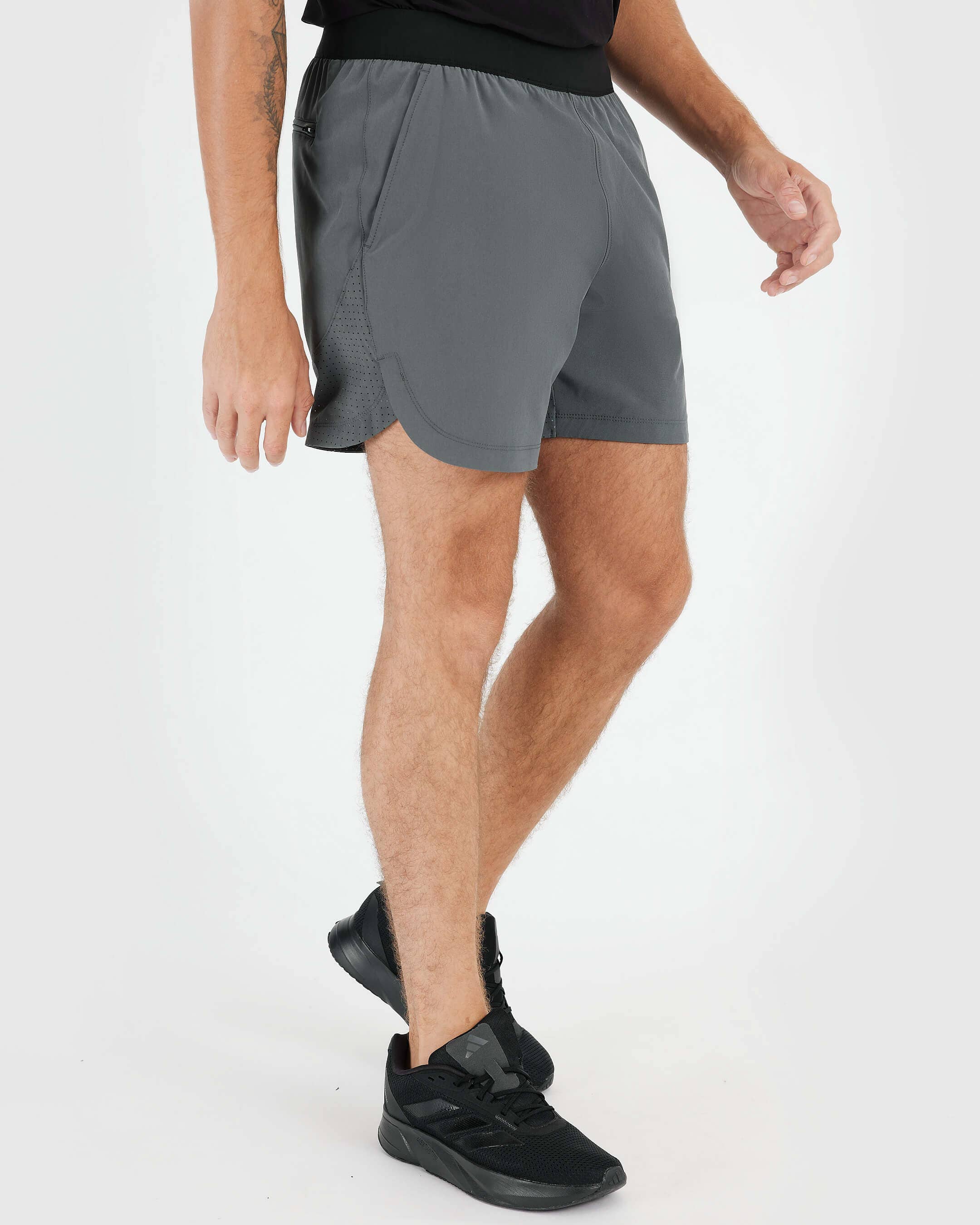 True Classic - Wholesale Athletic Shorts - Men's - 7" Carbon Active Training Shorts2
