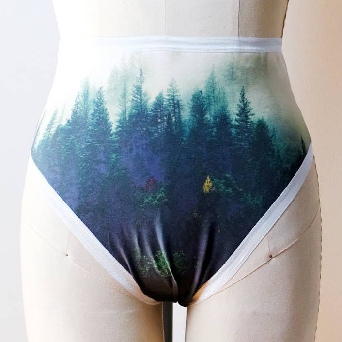 Cover of Clouds Undies//Kuschelige Baumwollunterwäsche mit Waldmuster für den Großhandel von Hey Mavens!