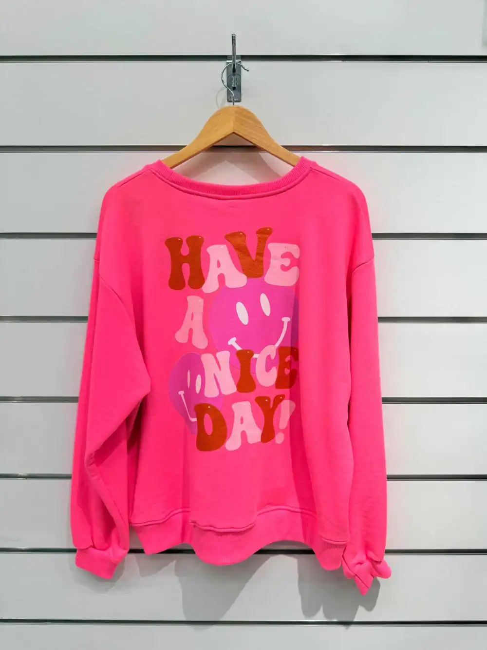 Chilli Girl Collection – wholesale Sweatshirt - Dam – Tröja med rund halsringning och smiley-tryck13