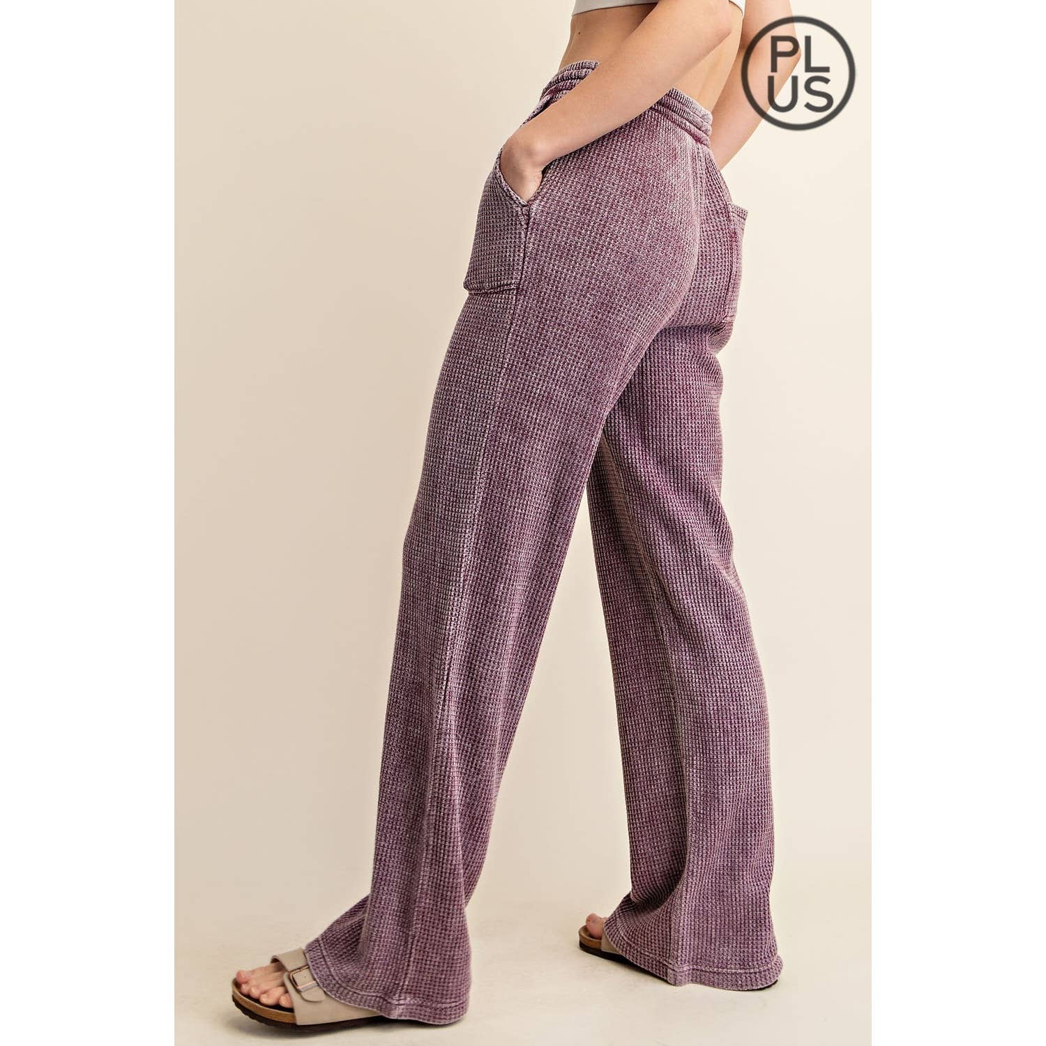 Rae Mode - Vente Pantalon de sport – femme - PANTALONS DE SURVÊTEMENT DROITS GAUFRÉS DÉLAVÉS AUX MINÉRAUX DE GRANDE TAILLE17