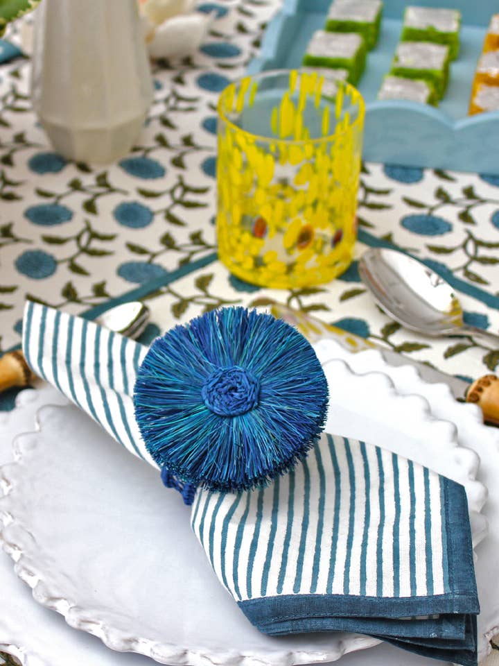 Serviettes de table - Sienna (Set de 4) pour la vente par MALABAR BABY, Consciously Crafted For You.