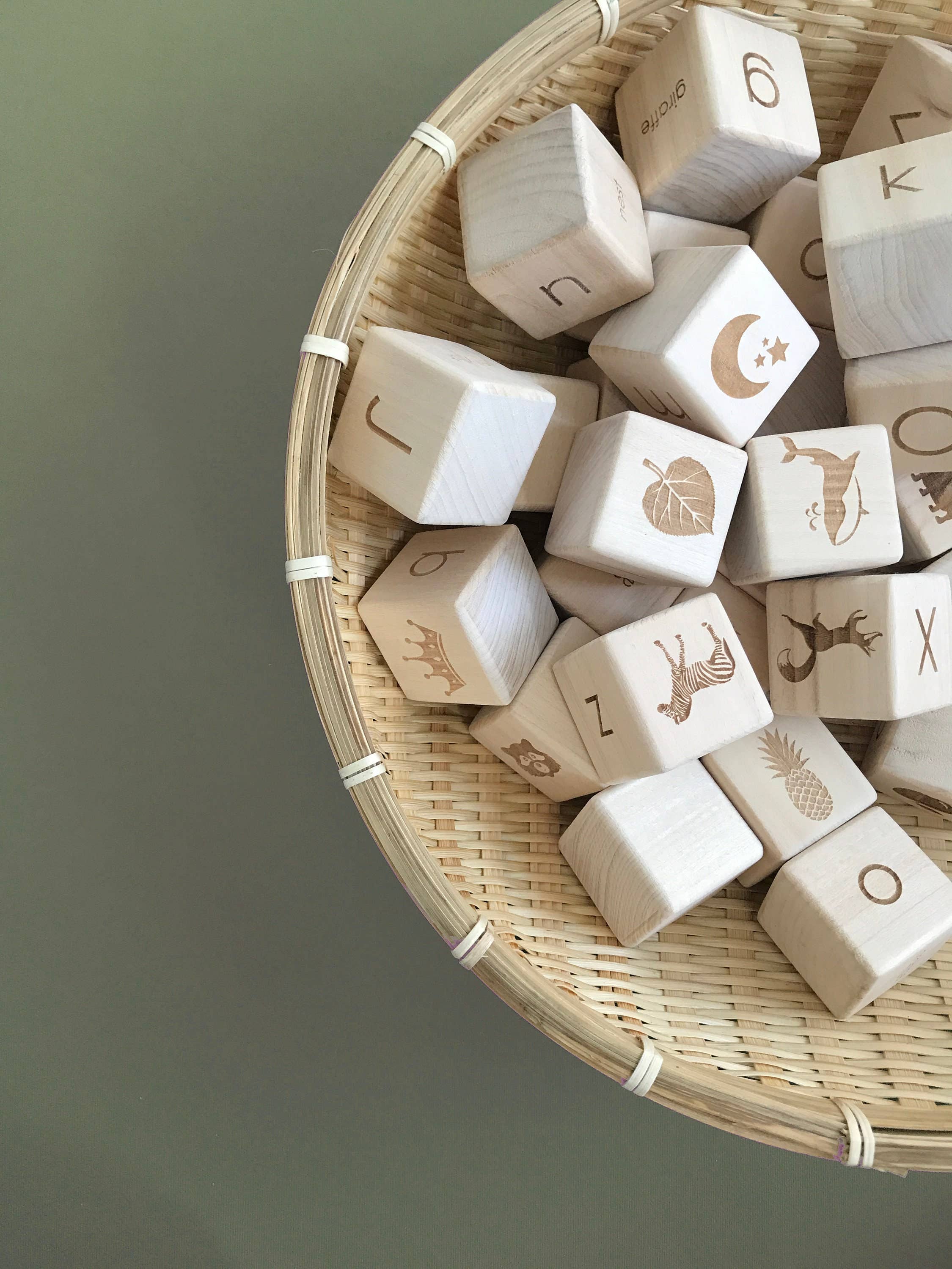SABO concept - Vente Cubes de jeu – enfant et bébé - Ensemble de cubes Alphabet anglais pour enfants Jouets en bois6