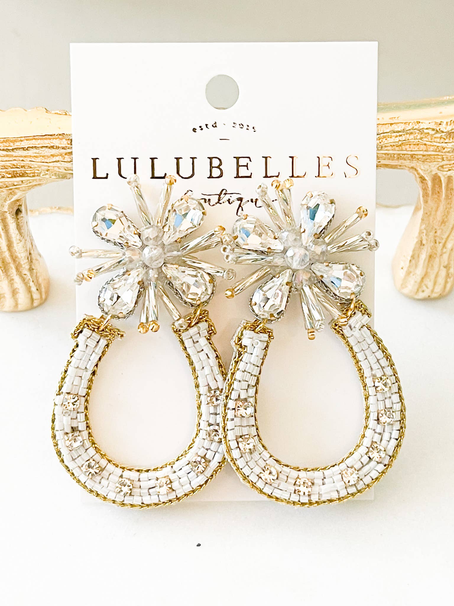 Lulubelles Boutique - Venta al por mayor Pendientes colgantes - Pendientes de herradura Derby3