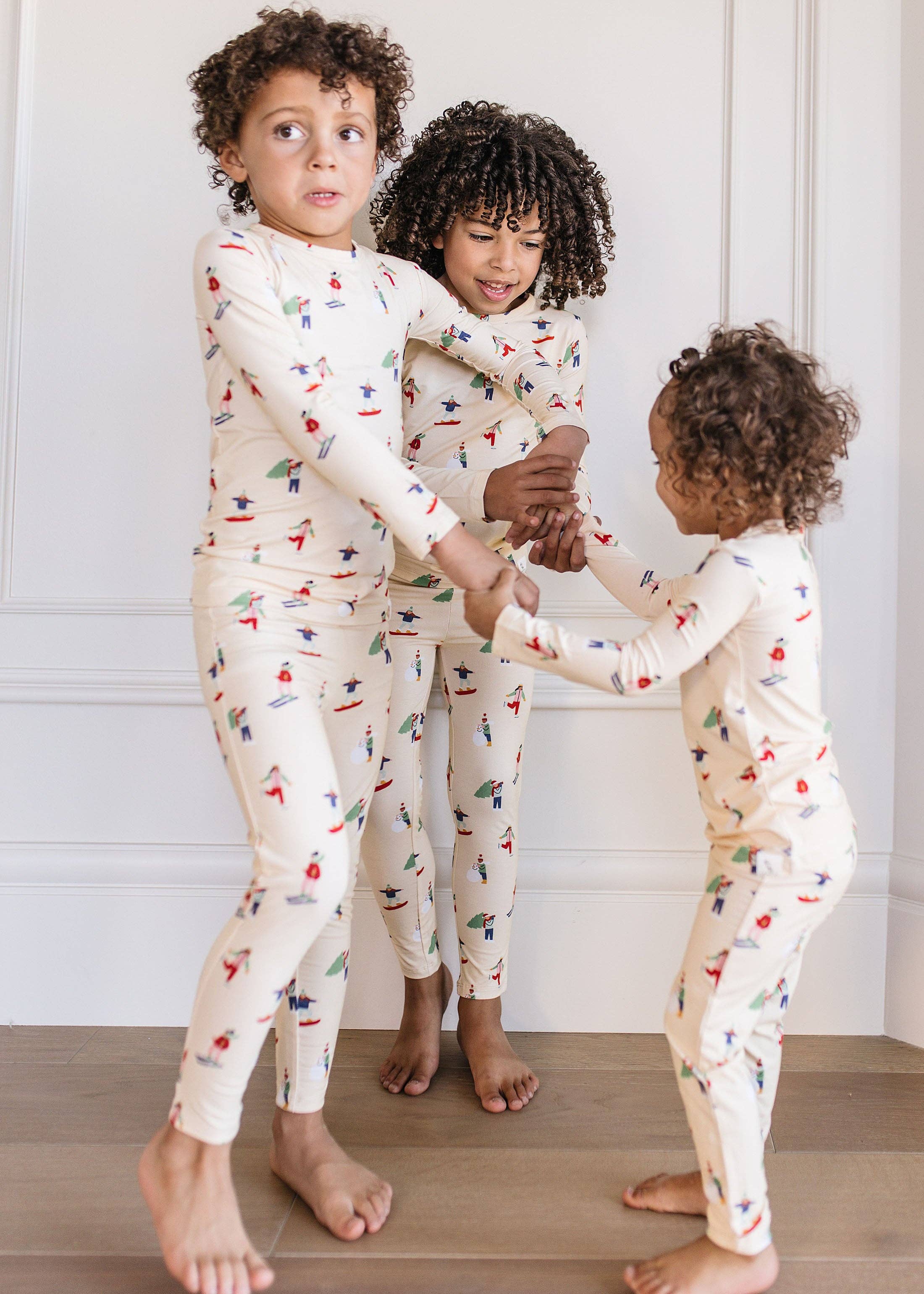Loocsy LLC - Wholesale Sleepwear Set - Kids - Skiers Pajama Set5
