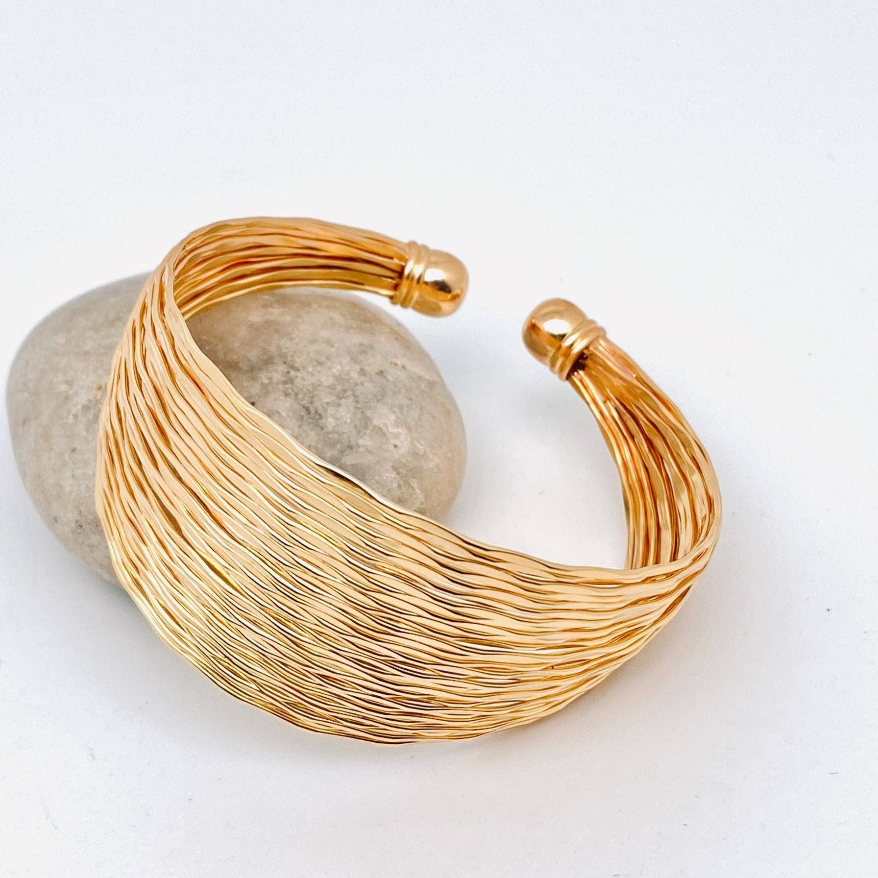 Mio Queena - Wholesale Cuff Bracelet - Multi-layered Metal Coil Wide-sided Gold-plated Cuff Bangle1