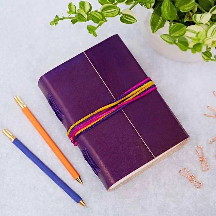 The Paper High Gift Company Limited – Großhandel Tagebuch – Notizbuch aus farbigem Leder mit String